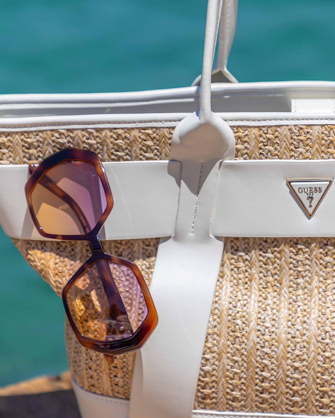 women's sunglasses from the Guess brand for summer vacation 2024