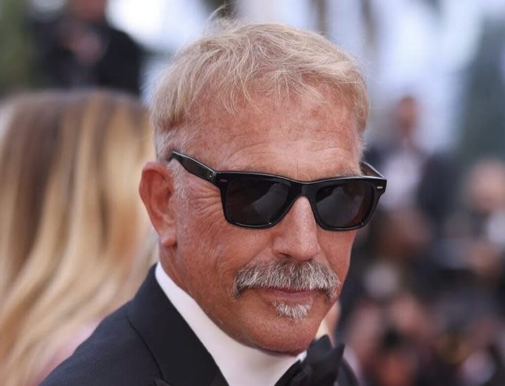 Kevin-costner-wears-oliver-peoples