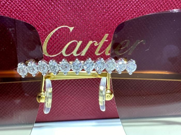 Cartier sunglasses with 3.2 carats diamonds