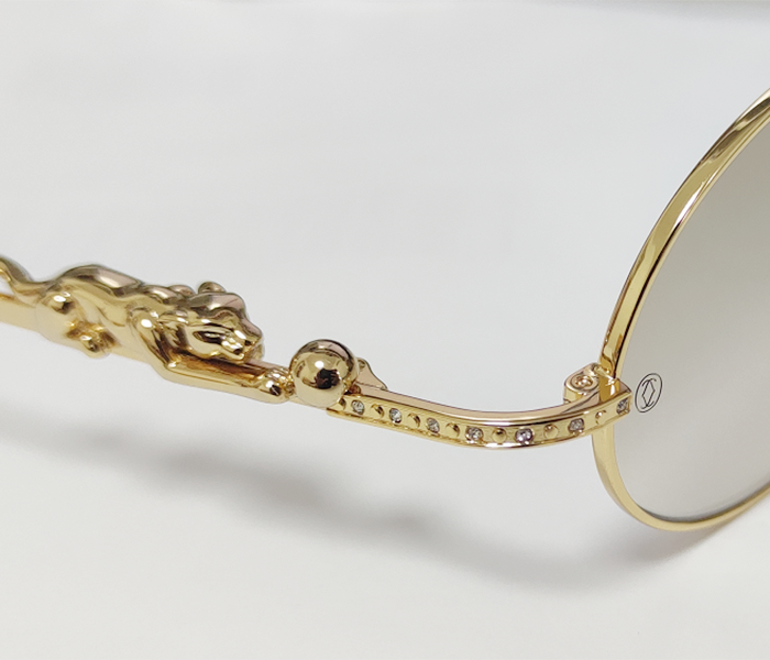 Panthere motif on Cartier eyewearwith diamonds