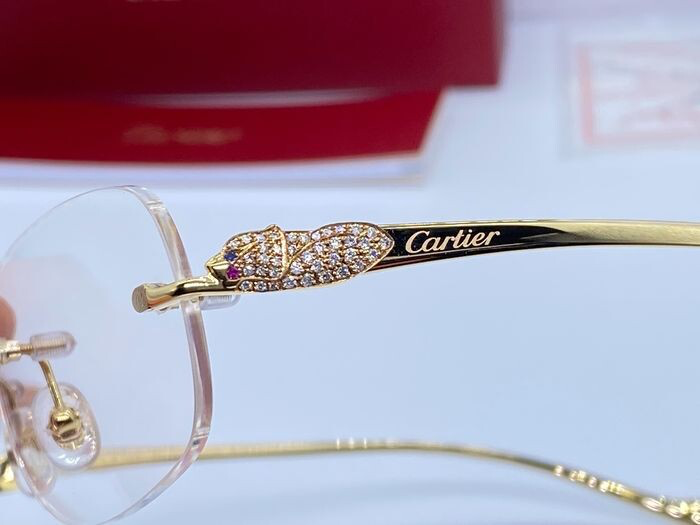 Panthère de Cartier diamond glasses