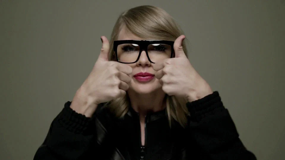 taylor swift eyeglasses