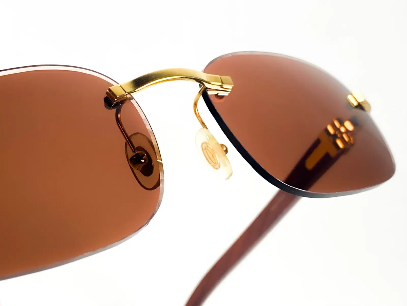 Cartier sunglasses: a close view