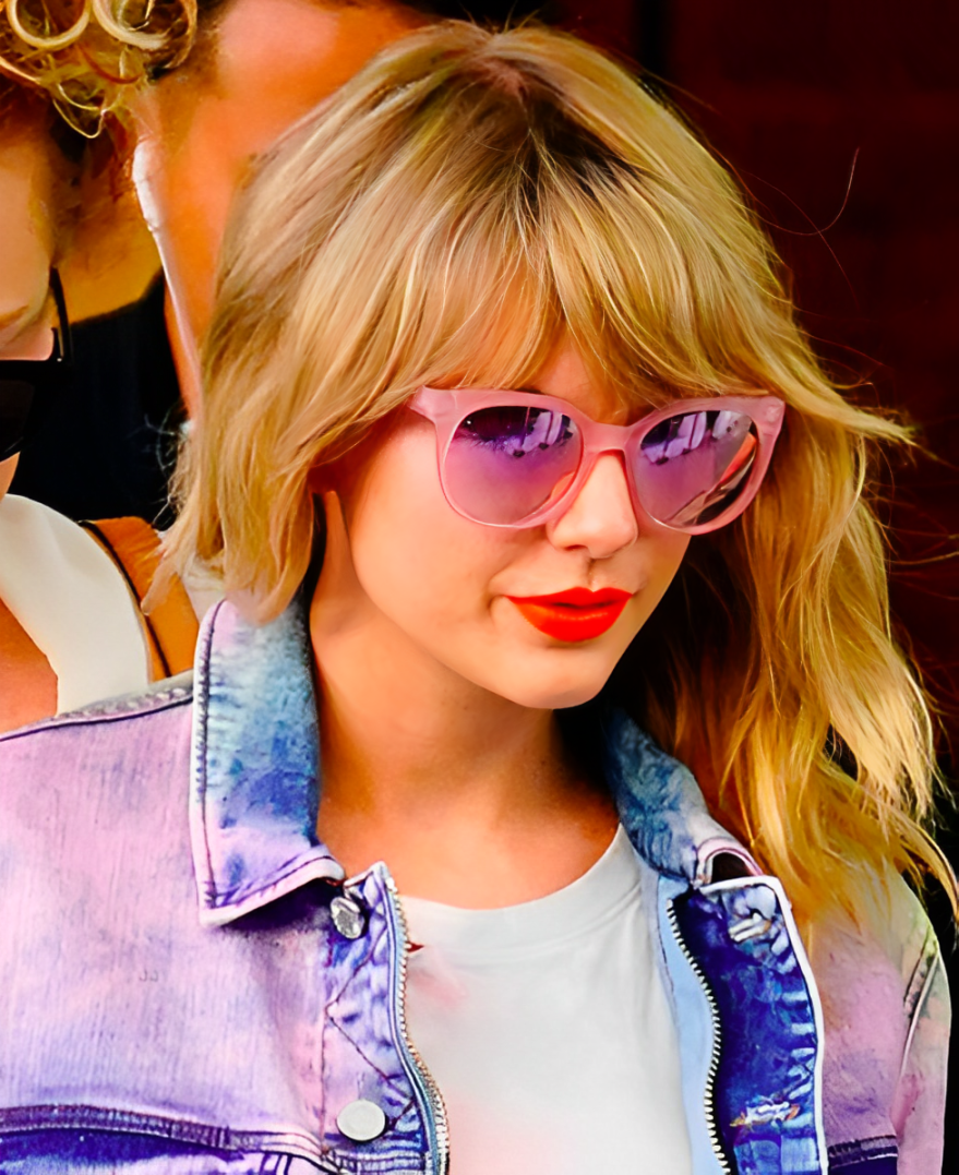 pink sunglasses