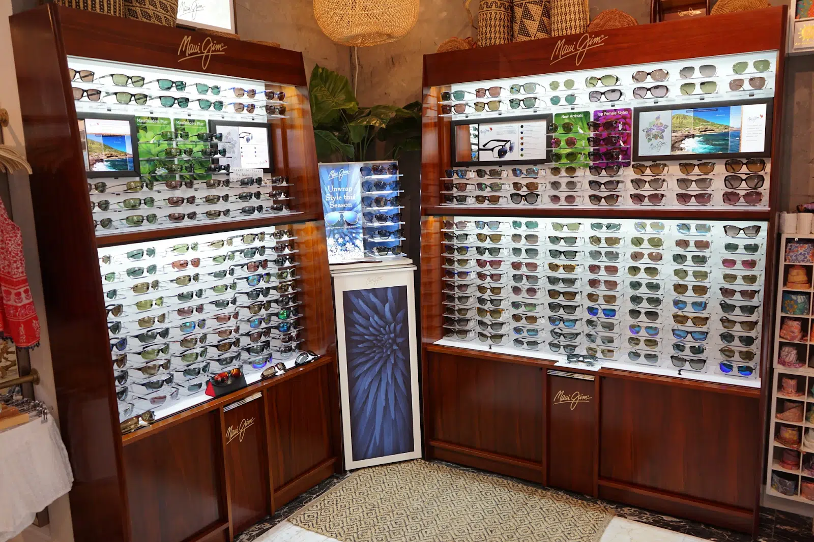 Maui Jim eyewear store