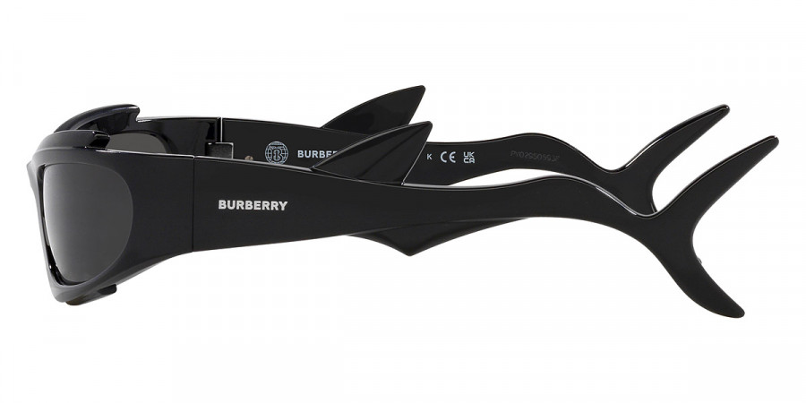 Burberry™ - Turner Shark BE4399