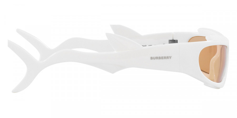 Burberry™ - Turner Shark BE4399