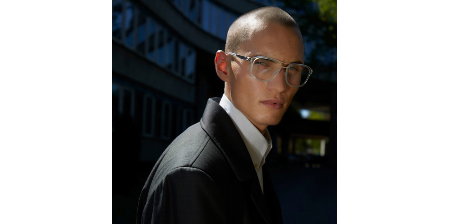 Ic! Berlin Pablo L. Chrome-Crystal-Clear Eyeglasses Lifestyle Shot