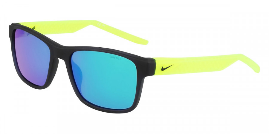 Nike™ - LIVEFREE CLASSIC EV24011