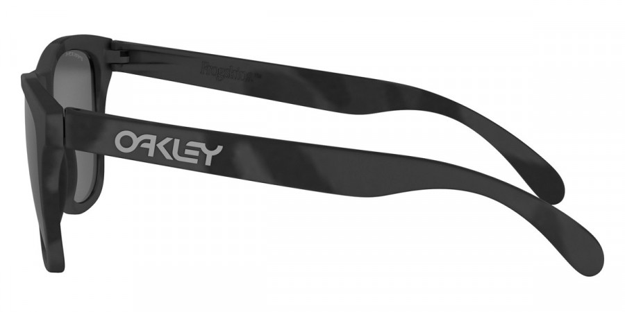 Color: Matte Black Camo (924565) - Oakley OO924592456554