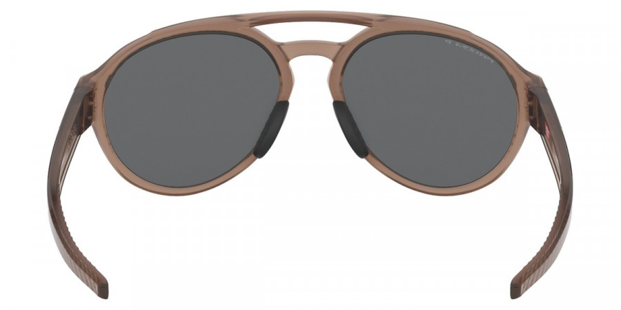 Color: Matte Brown Smoke (942109) - Oakley OO942194210958