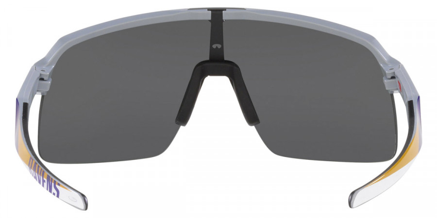 Color: 2022 Bal Matte Fog (946327) - Oakley OO946394632739