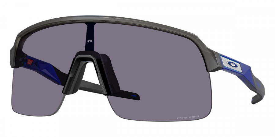 Oakley™ Sutro Lite OO9463 946369 139 - Matte Gray Smoke/Matte Crystal Blue