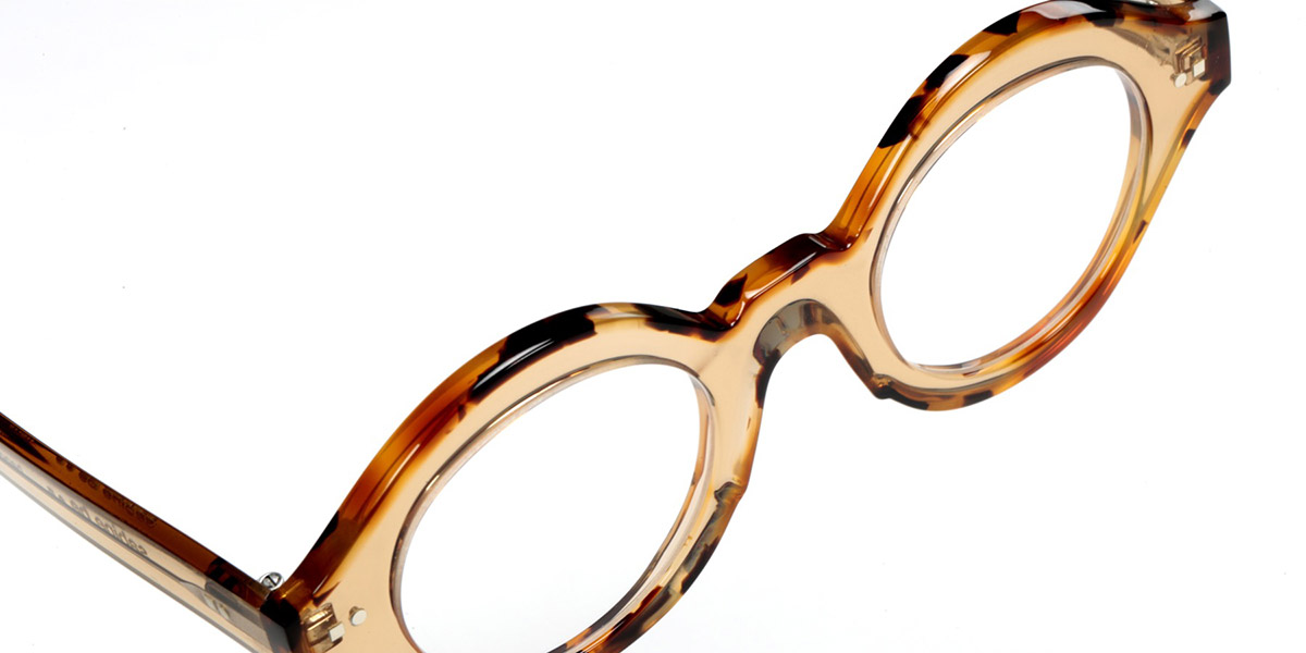 Color: Shiny Translucent Cognac/Shiny Fawn Tortoise (714) - Sabine Be SBESMILIN714201446