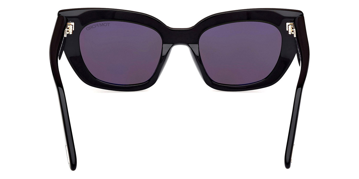 Color: Shiny Black (01A) - Tom Ford FT119001A53